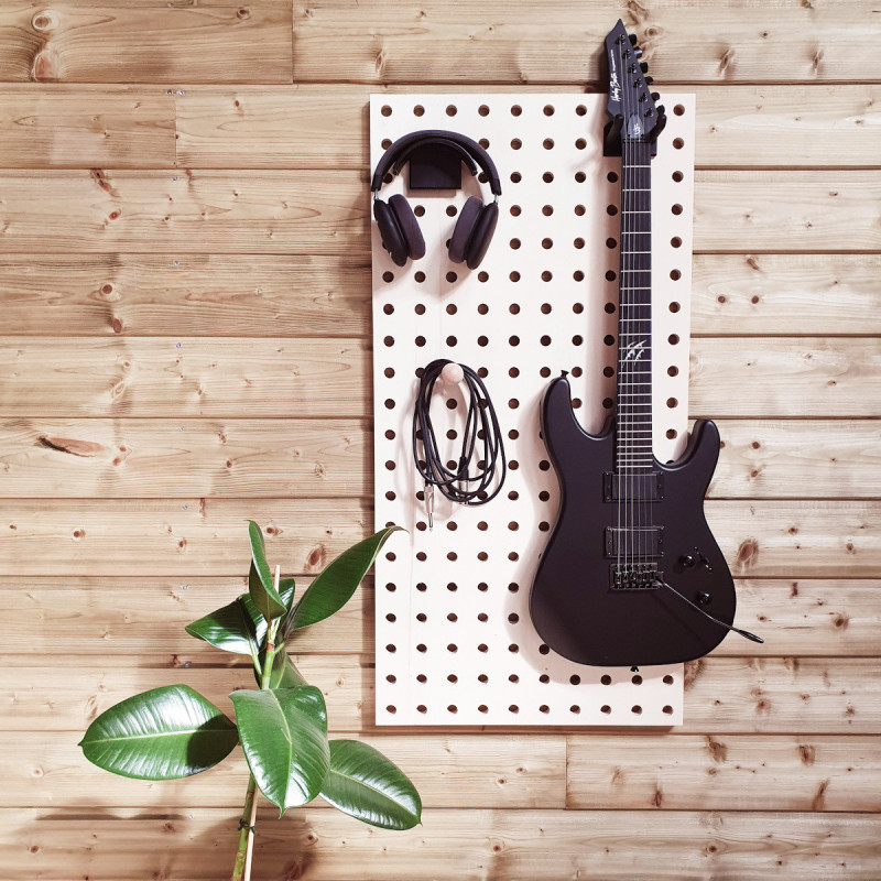 Support casque pegboard situation